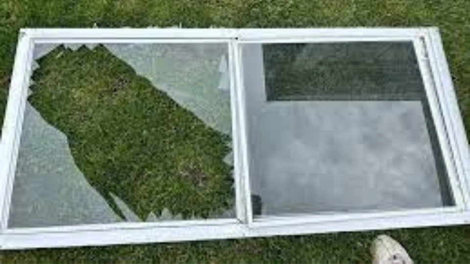 Why Texas Homeowners Choose Window Repair Over Replacement: A Smart Investment Guide